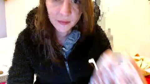 SonyaSays online show from December 22, 2:07 am