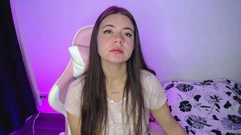 sophi_oo online show from November 8, 5:32 am