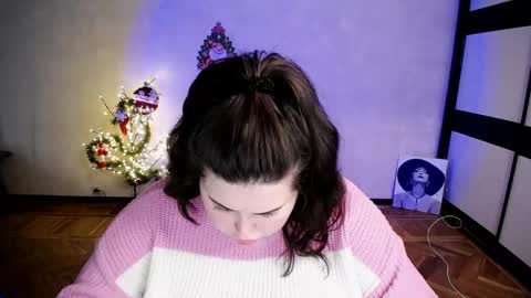 sophia__olsen online show from January 10, 9:15 am