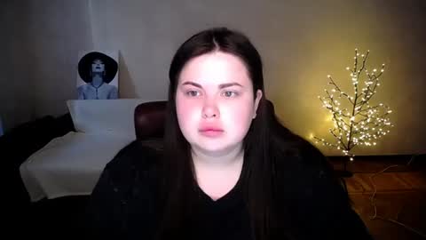 sophia__olsen online show from June 24, 6:09 am
