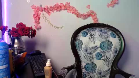 Snapshot of sophia_dazza398 chatting on October 25, 11:05 pm sophia online show from October 25, 11:05 pm
