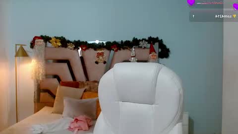 Sophia  online show from December 14, 2:53 pm