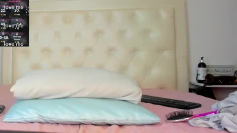 Sophia Harper online show from February 23, 11:55 am