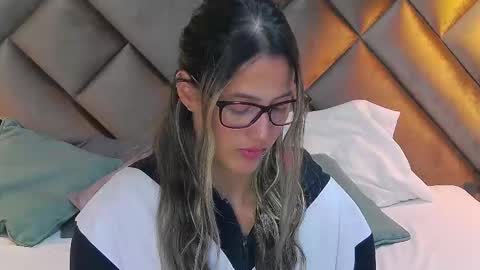 Sofia online show from December 22, 2:24 pm