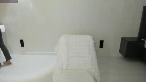 QUEEN OF SQUIRT online show from November 22, 8:51 pm