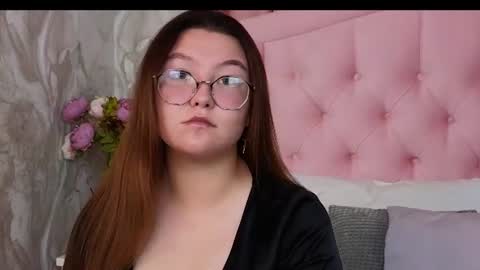 SophiaBelle online show from July 28, 3:37 am