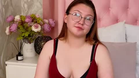 SophiaBelle online show from July 20, 10:39 am