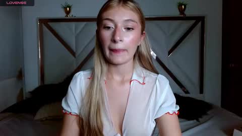 SophiaLee online show from September 10, 12:33 am