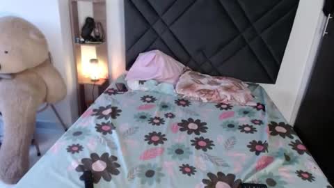 Snapshot of sophiagomez1 chatting on September 24, 10:49 pm Sofia online show from September 24, 10:49 pm