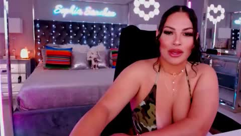 sophiasanchezxxx online show from April 18, 5:20 am