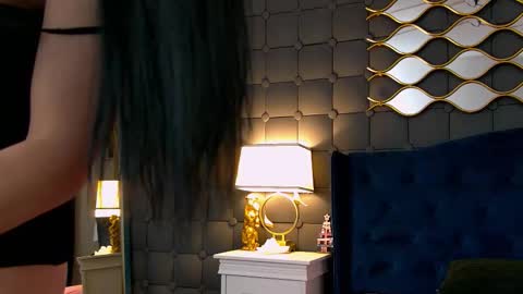 sophie__hill online show from February 18, 5:29 am