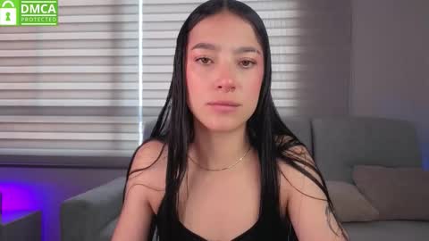 Sophie  online show from November 21, 3:32 pm