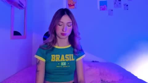 Sophie online show from November 26, 5:48 am