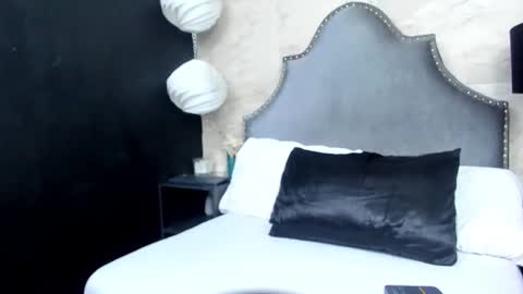 sophie_madisson online show from September 17, 8:34 pm