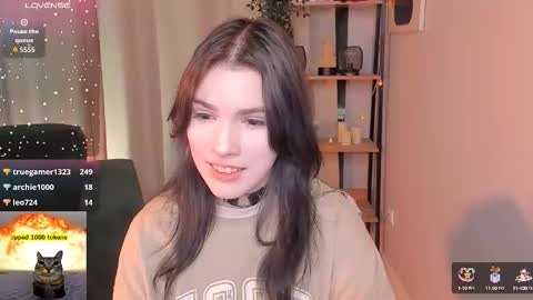 sophie_nomenal_ online show from September 19, 9:40 pm