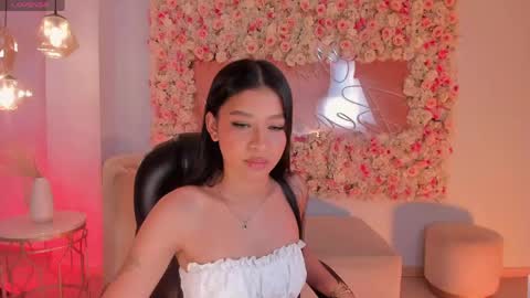 Sophie Houston online show from May 7, 3:24 am