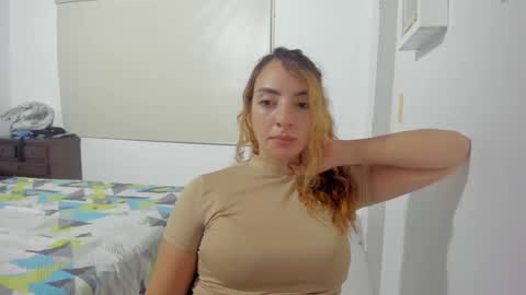 Sophia online show from February 9, 7:26 am