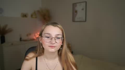 Emma online show from June 9, 8:36 am