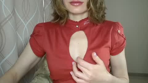 Sophiemisss online show from April 11, 10:52 am