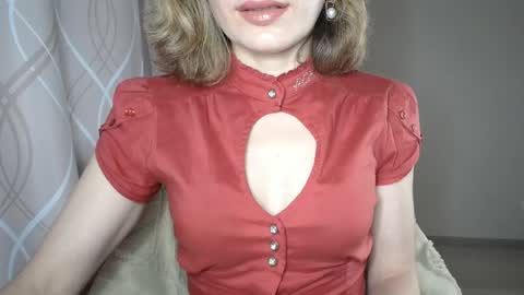 Sophiemisss online show from October 28, 8:15 am