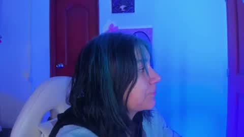   Sophie  online show from February 23, 6:54 pm