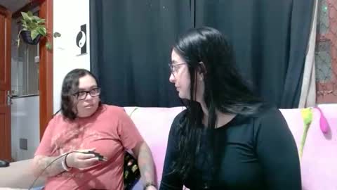 Snapshot of sophirivers chatting on October 2, 9:57 pm sophirivers online show from October 2, 9:57 pm
