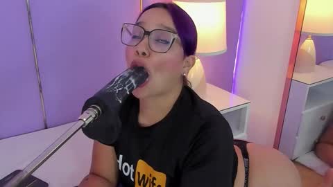 Sophy online show from January 13, 11:51 am