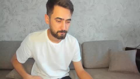 sophywhisper online show from September 23, 8:41 am