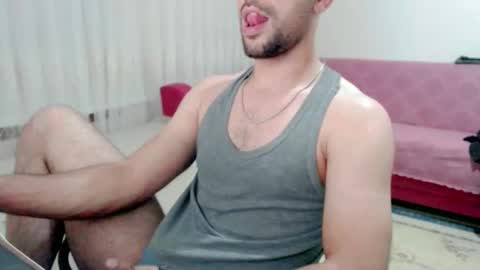 Snapshot of sorrymybadd chatting on September 28, 11:03 pm luis online show from September 28, 11:03 pm