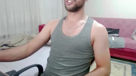 Snapshot of sorrymybadd chatting on September 18, 9:52 pm luis online show from September 18, 9:52 pm