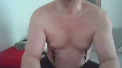 soumisanal2013 online show from February 24, 10:37 am