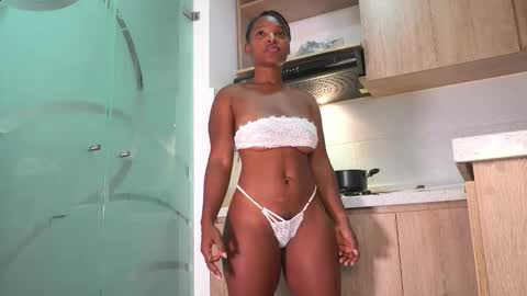 sow_fitt online show from December 15, 8:16 pm