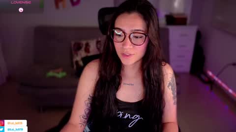 Snapshot of soyabby_ chatting on March 10, 12:39 am Luisa    online show from March 10, 12:39 am