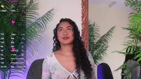 Juliana online show from June 7, 1:05 pm