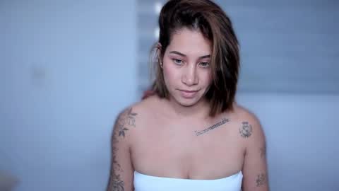 brisa  s online show from September 12, 9:28 pm