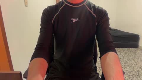 Snapshot of spaiseebuhnaanuh chatting on October 26, 1:50 am Roger online show from October 26, 1:50 am