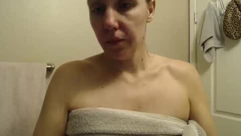 Tip 1 token  Follow me on instagram  Sparkle pinuppp online show from April 14, 2:48 am