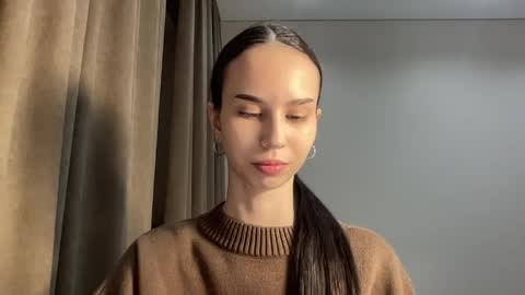 Christina online show from March 30, 5:57 pm