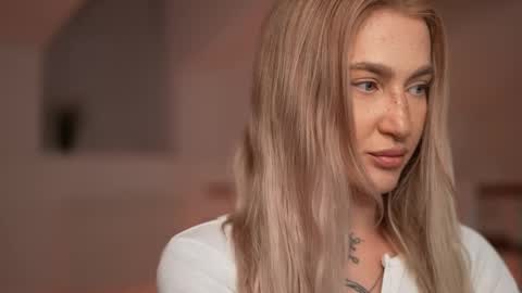 DAISY online show from February 15, 3:39 pm