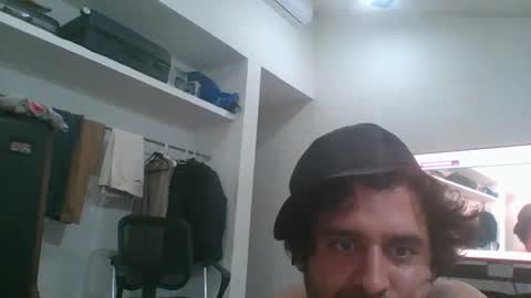 sparuzc28 online show from February 4, 8:51 am