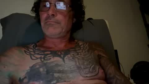 specter1972 online show from November 28, 1:24 am