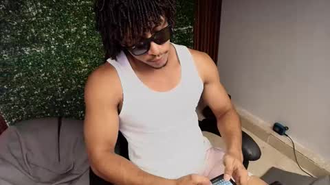 spent_0 online show from December 18, 10:27 pm