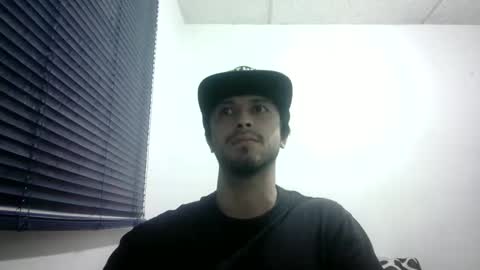 Snapshot of sperm_donor94 chatting on September 28, 10:46 am sperm_donor94 online show from September 28, 10:46 am