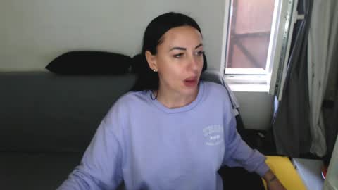 Carla online show from April 5, 3:42 pm