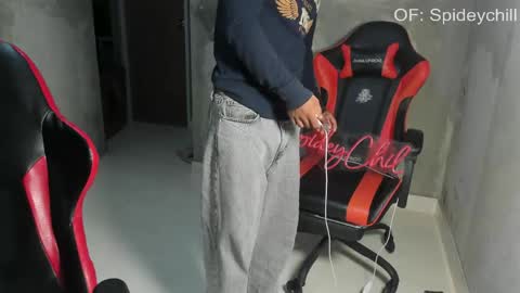 spideychill online show from April 26, 6:00 am