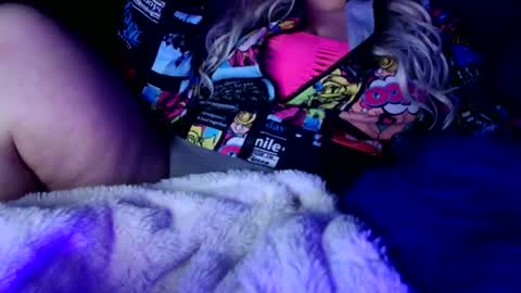 Vanessa Spade online show from February 27, 7:12 am