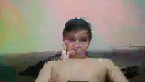 Snapshot of spkieeb28 chatting on February 17, 11:54 pm Jameslux online show from February 17, 11:54 pm