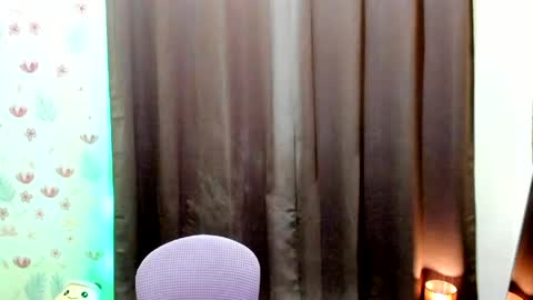Kimmy online show from April 29, 9:47 am