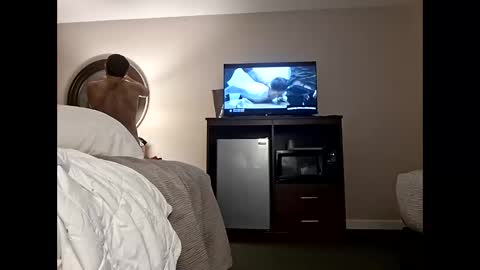 sports dude22 online show from October 17, 8:18 am