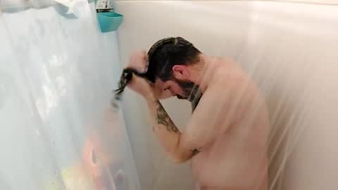 Snapshot of squ1rtl3cb chatting on December 3, 11:29 am squ1rtl3cb online show from December 3, 11:29 am